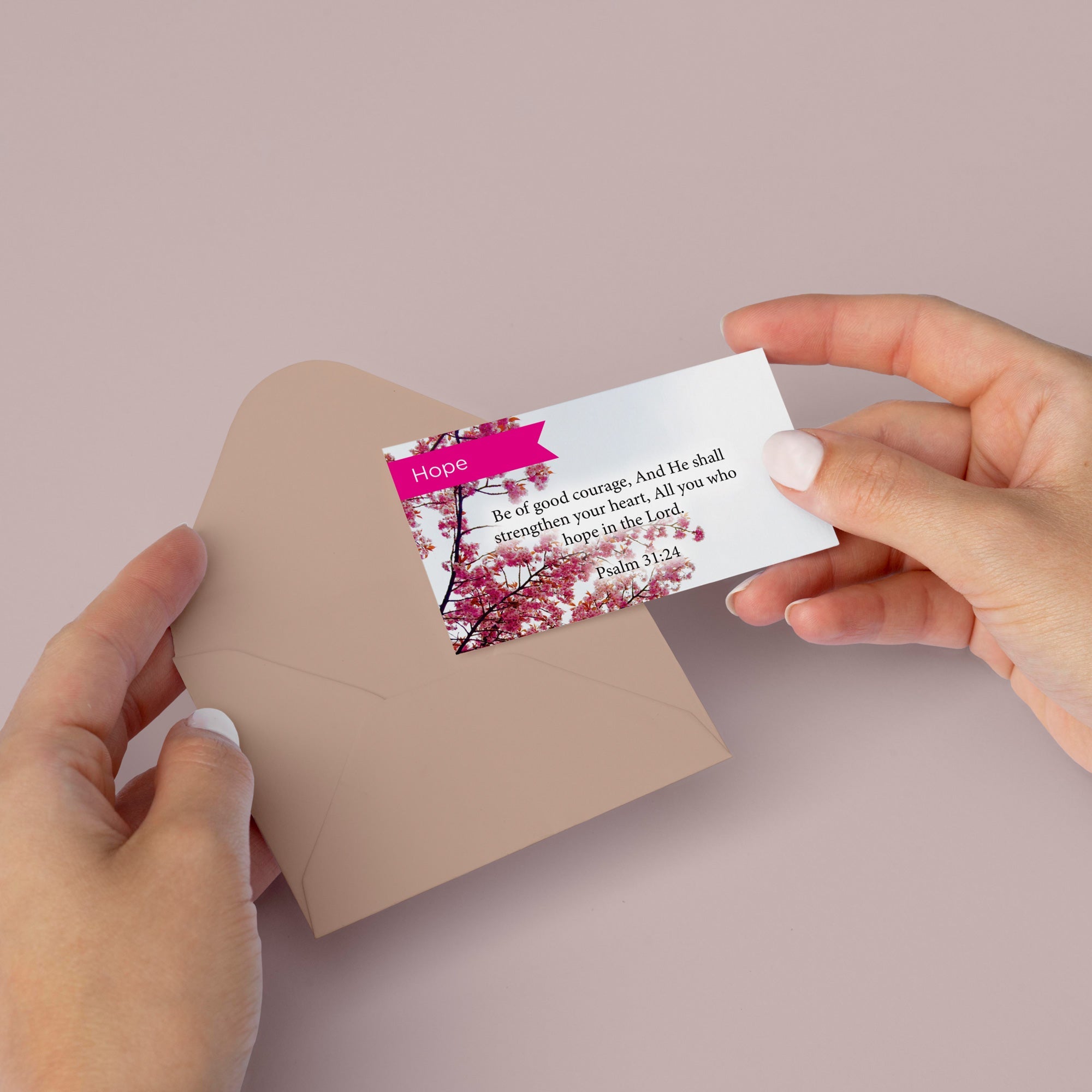 Pass Along Scripture Cards, Courage, Psalms 31:24, Pack 25