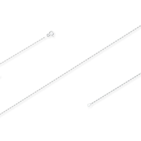 View of the chain and clasp for the Cable Medium Chain