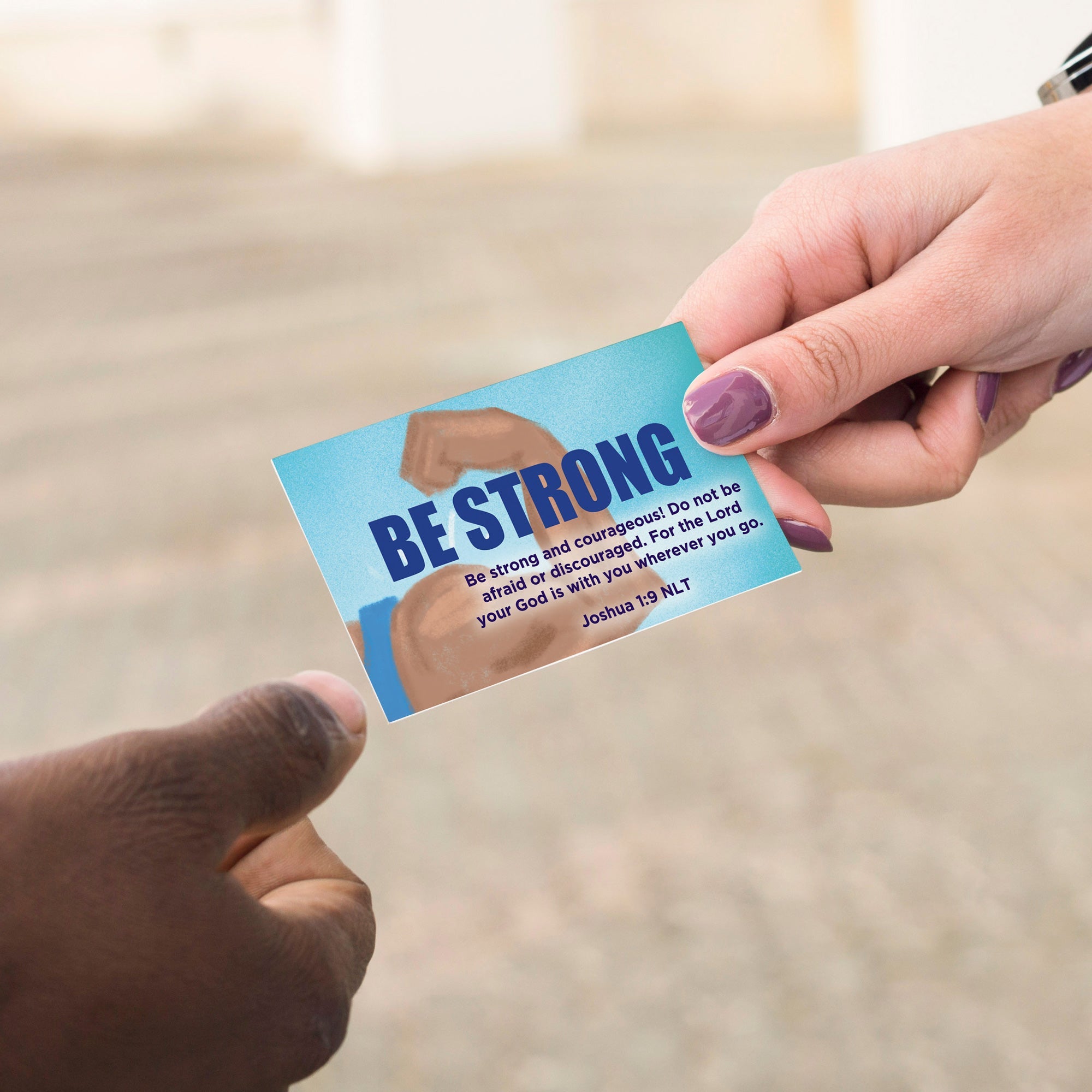 Children's Pass Along Scripture Cards - Be Strong, Pack of 25