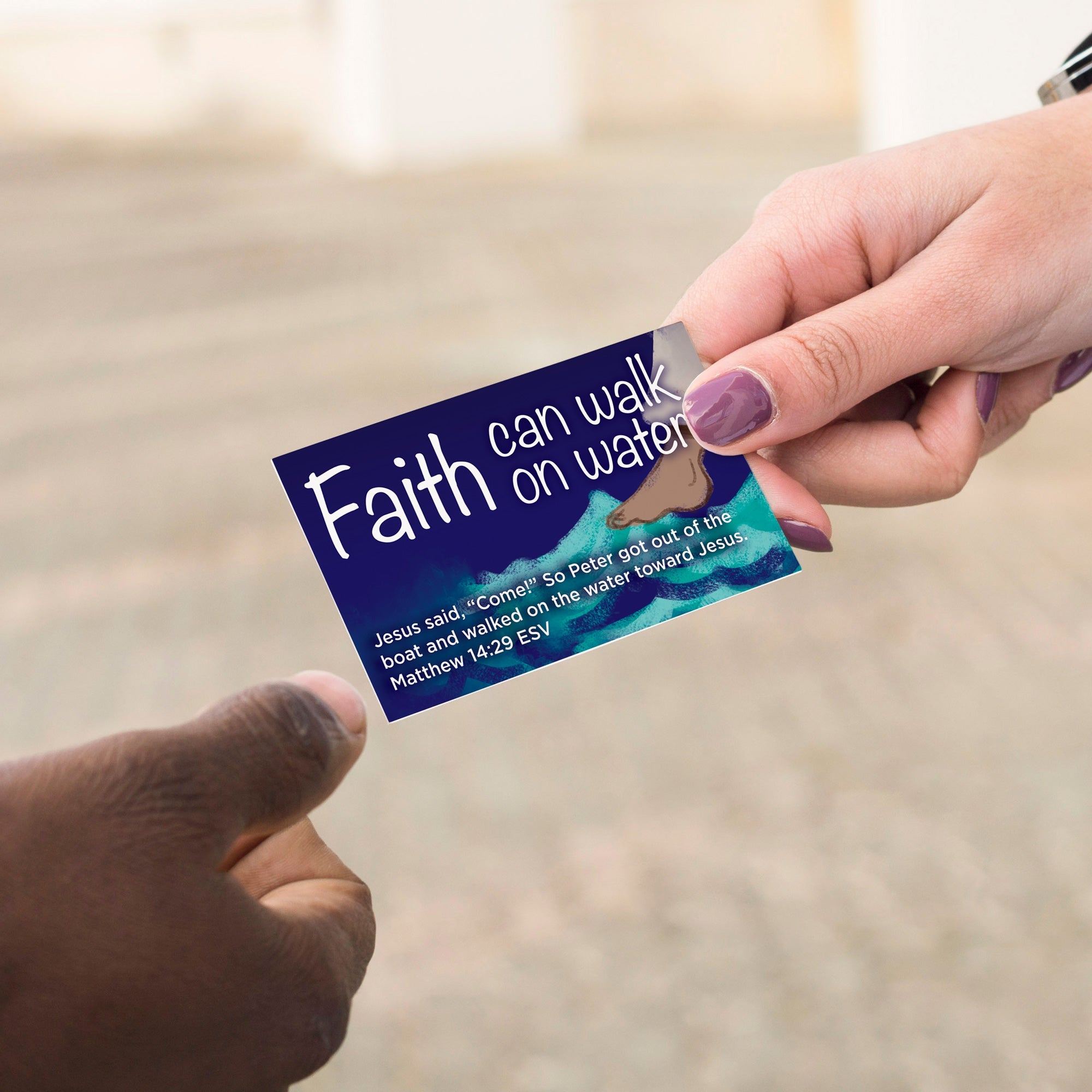 Children's Pass Along Scripture Cards - Faith Can Walk on Water, Pack of 25