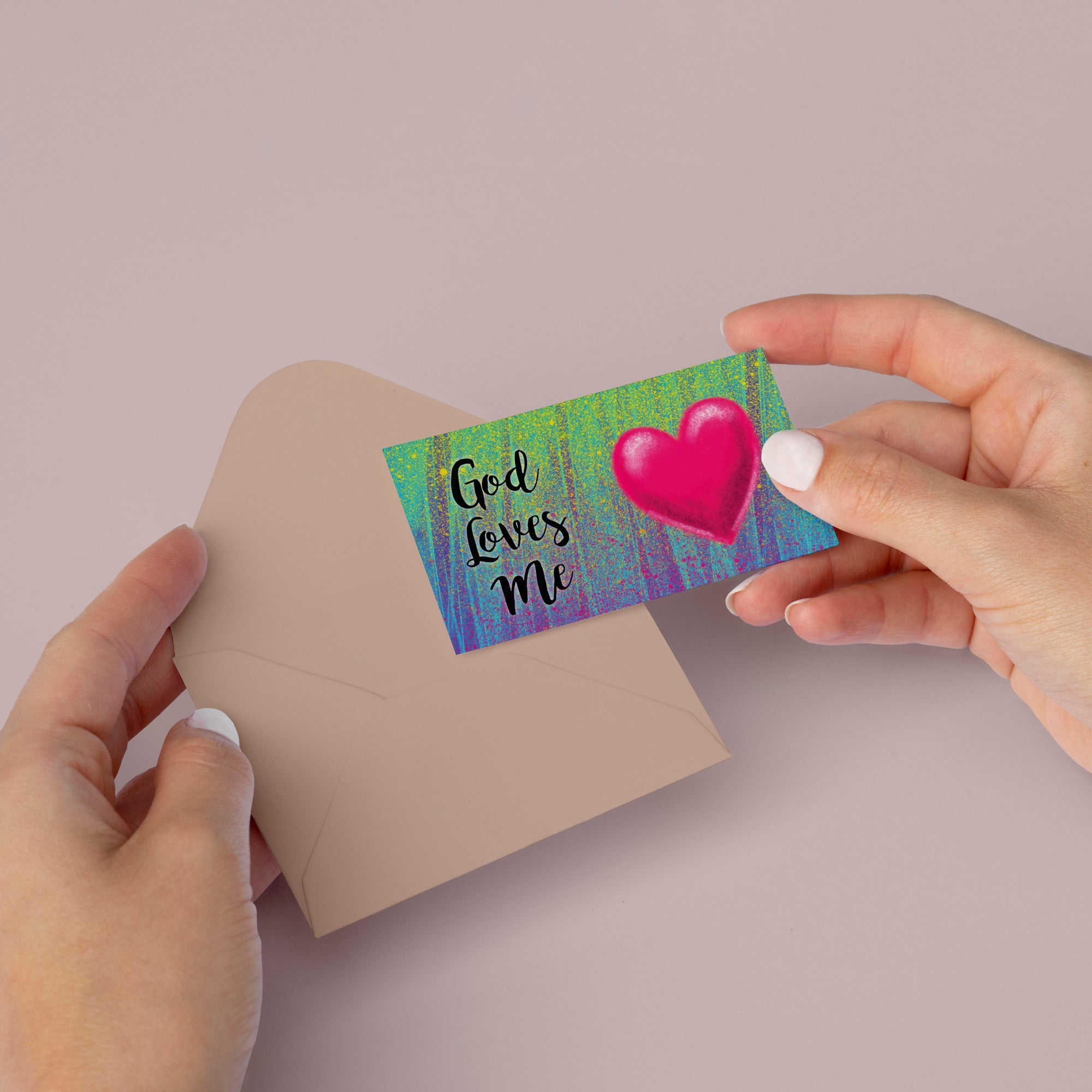 Children and Youth, Pass Along Scripture Cards, God Loves Me, Pack of 25