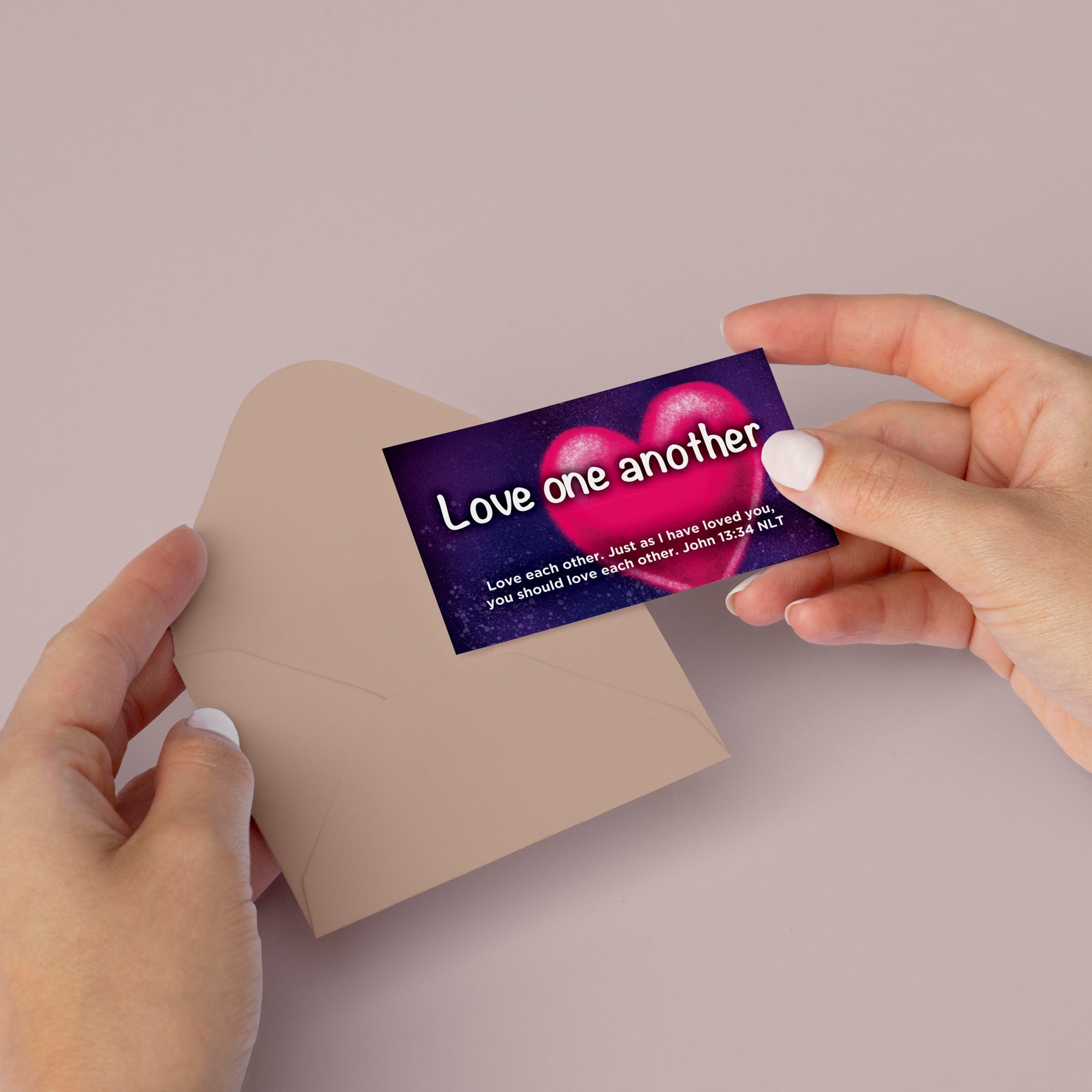 Children and Youth, Pass Along Scripture Cards, Love One Another, John 13:34, Pack of 25