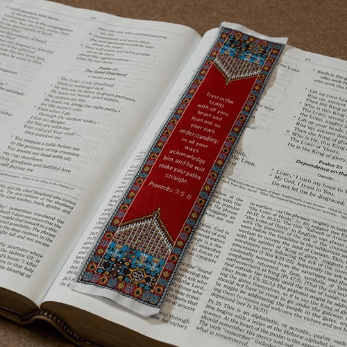 Trust in the Lord with All Your Heart, Themed Assortment of 4 Woven Fabric Bible Verse Bookmarks, Silky Soft & Flexible Religious Bookmarkers for Novels Books & Bibles, Woven Design, Memory Verse Gift
