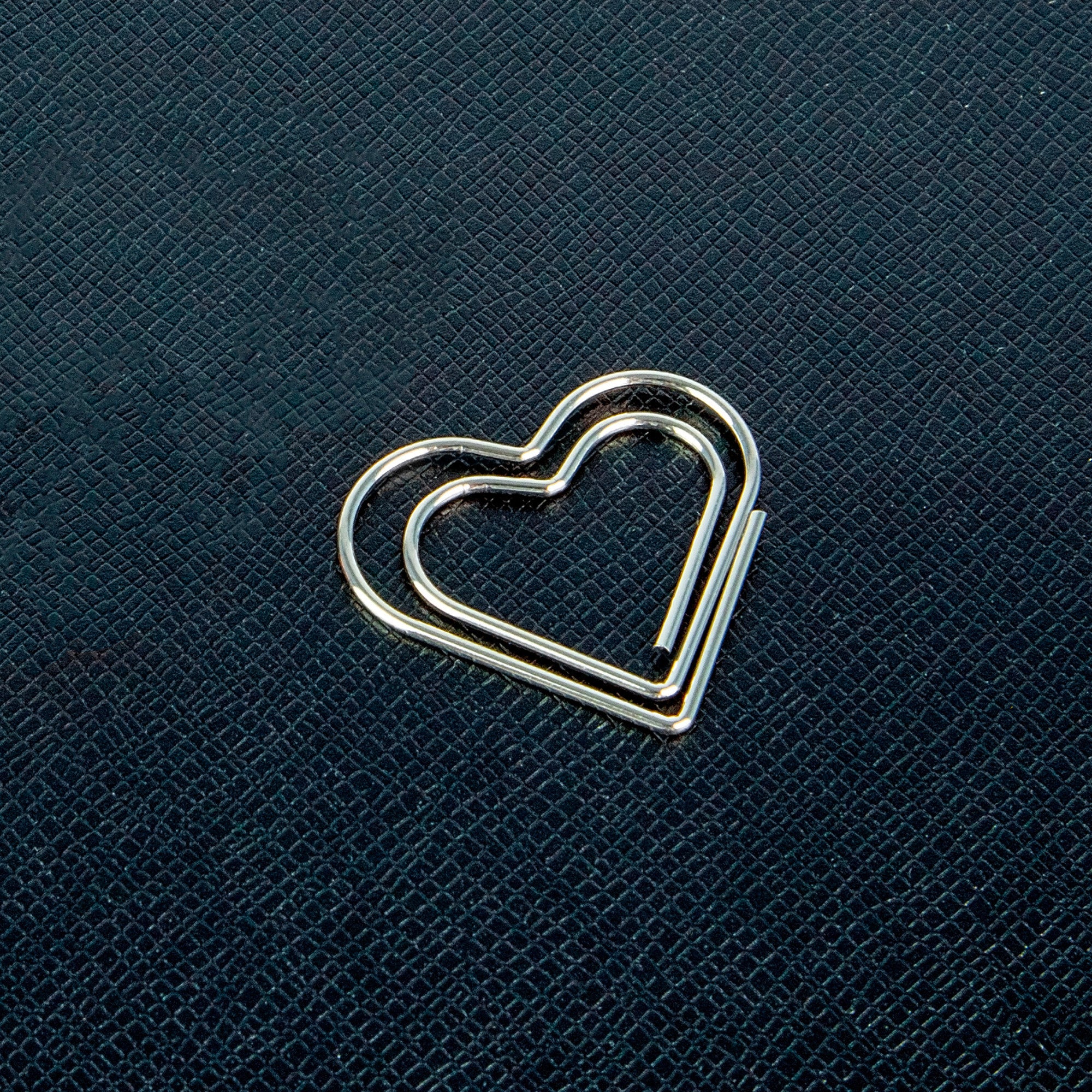 Paper Clip Set, Hearts - God is Love, 1 John 4:16