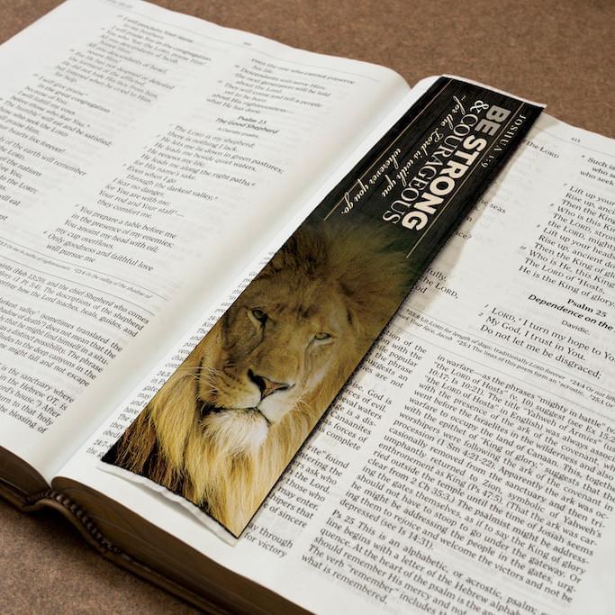 Logos BookMark -  Be Strong & Courageous - Joshua 1:9 - Rug - Logos Trading Post, Christian Gift